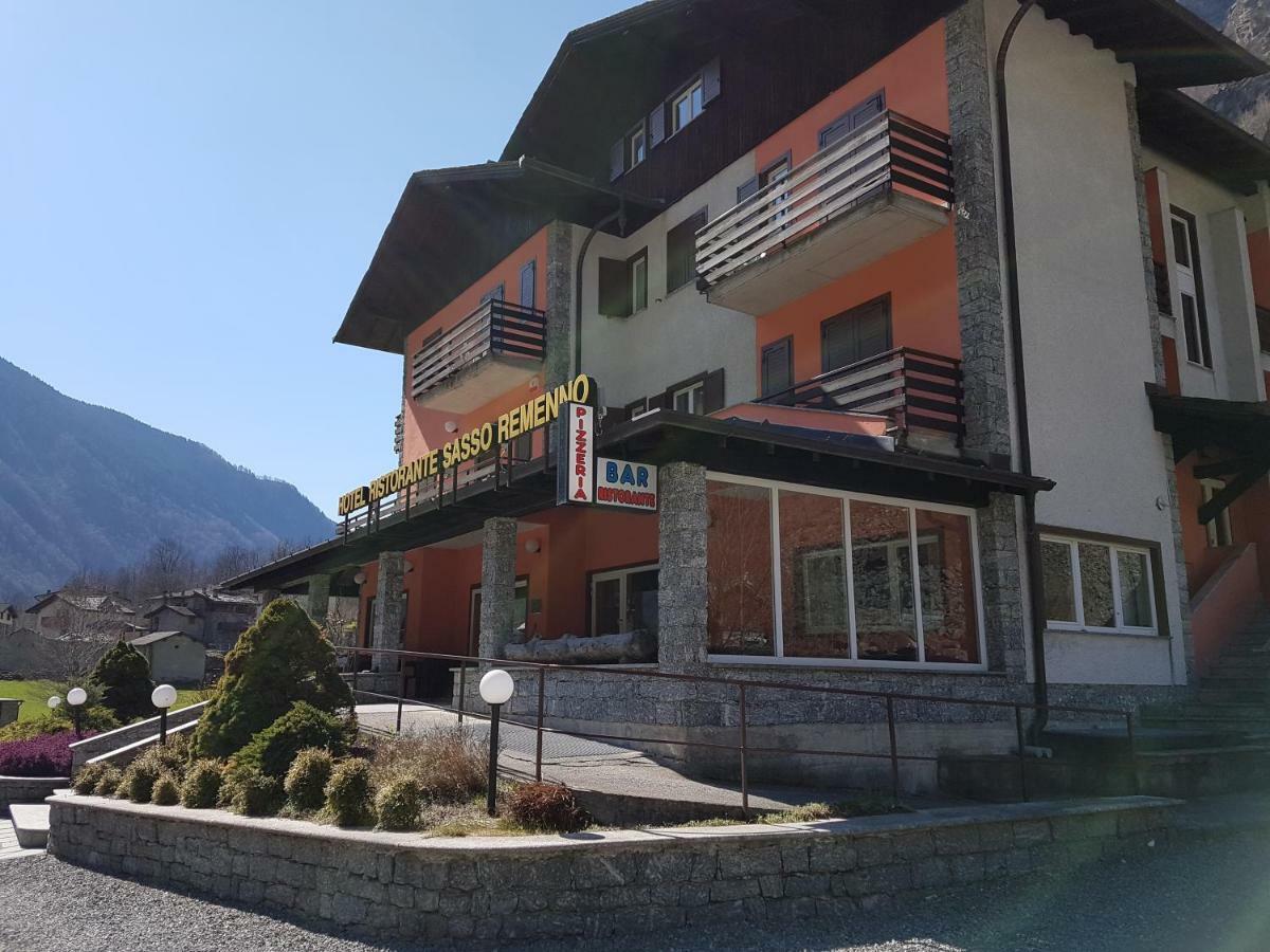 Hotel Ristorante Sasso Remenno Val Masino المظهر الخارجي الصورة
